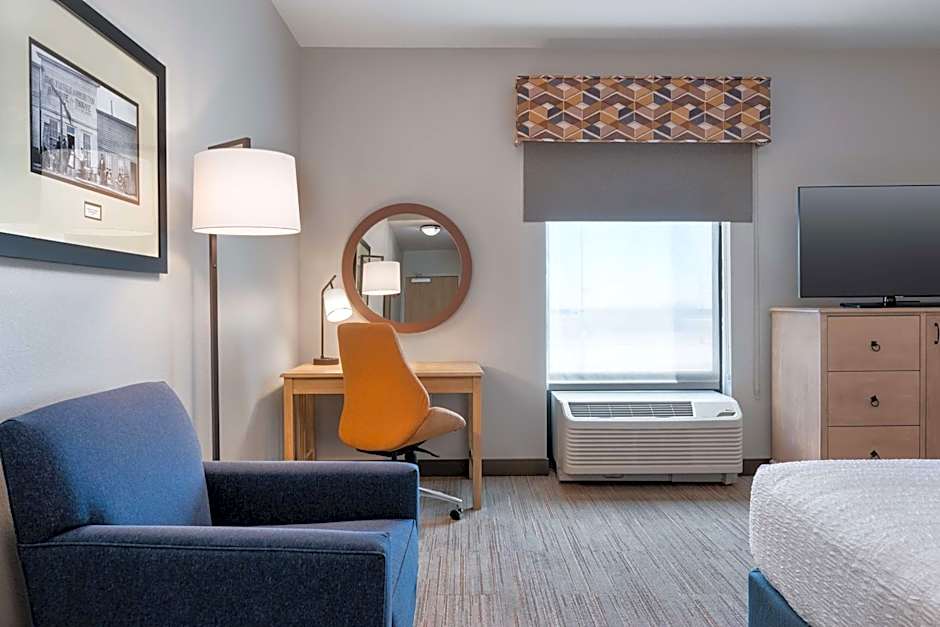 Hampton Inn By Hilton And Suites Dodge City