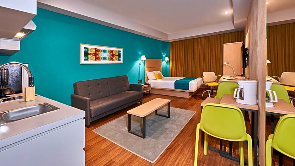 City Express Suites by Marriott Tijuana Rio
