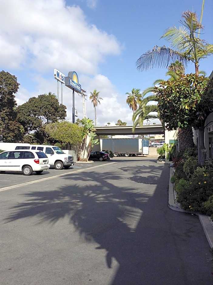Days Inn by Wyndham Oceanside