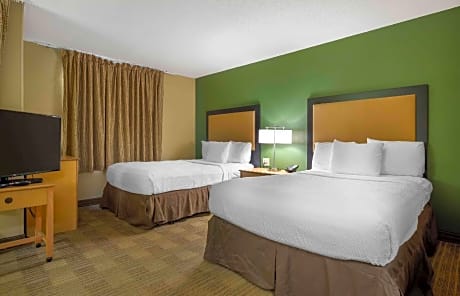 Deluxe 2 Full Accessible Non-Smoking