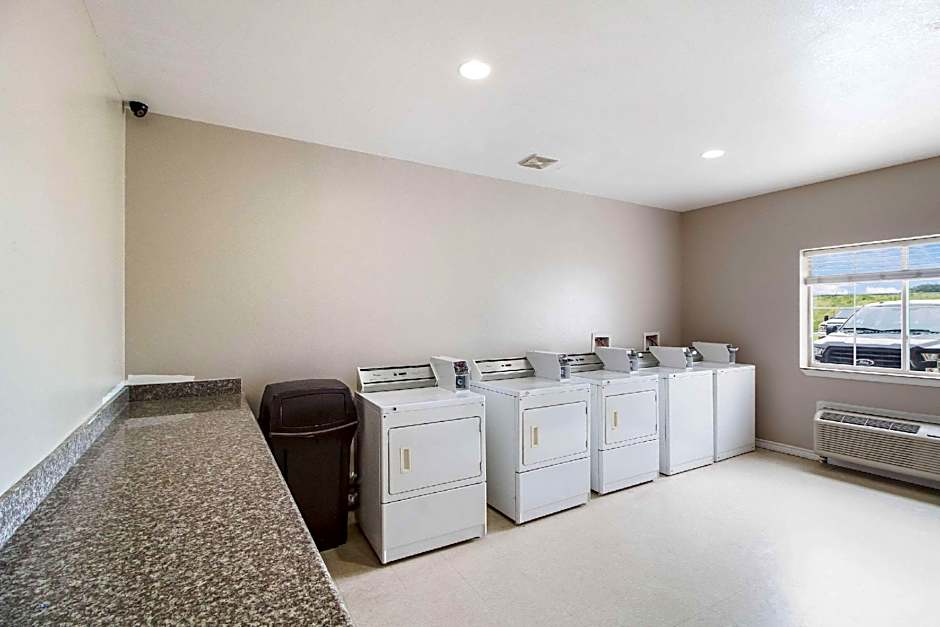 Rodeway Inn & Suites Port Arthur - Groves