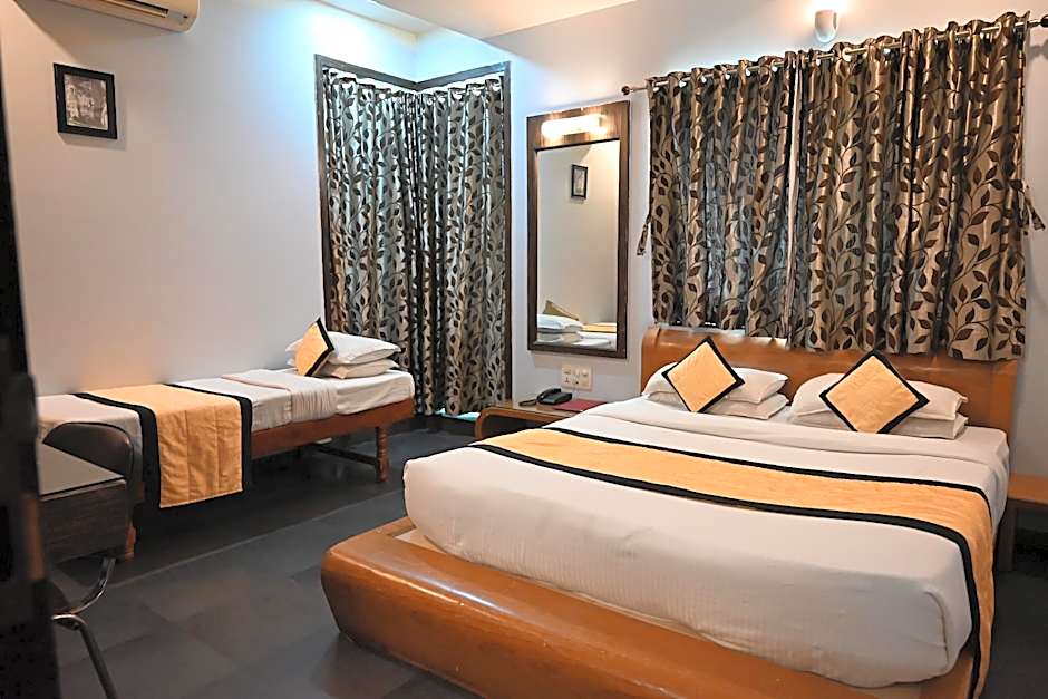 Shradha Saburi Palace Shirdi