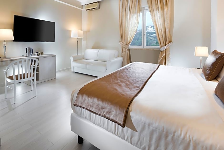 Europa Grand Hotel
