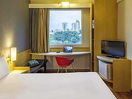 Standard Apartment with Two Single Beds