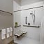Holiday Inn Express and Suites St Louis-Chesterfield By IHG