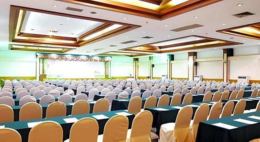 Ayutthaya Grand Hotel