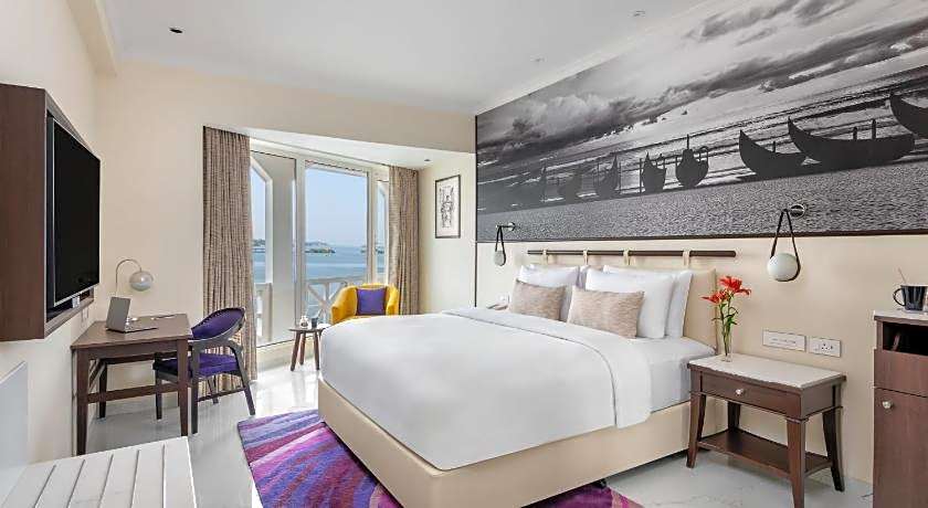 Vivanta Ernakulam, Marine Drive