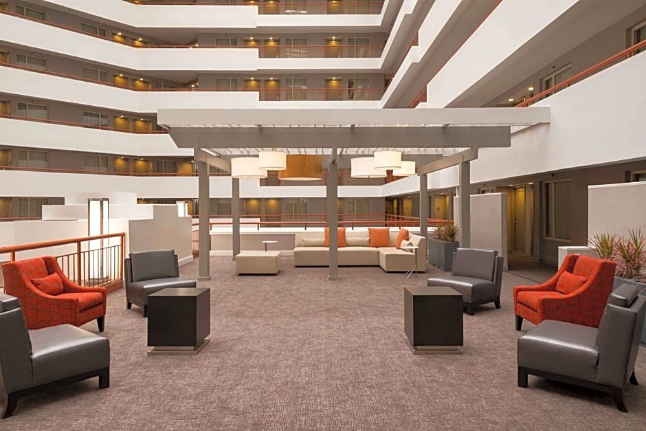 Embassy Suites by Hilton Baltimore-At BWI Airport