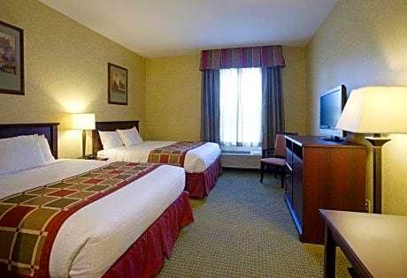 2 Queen Beds, Non-Smoking, High Speed Internet Access, Refrigerator, Continental Breakfast