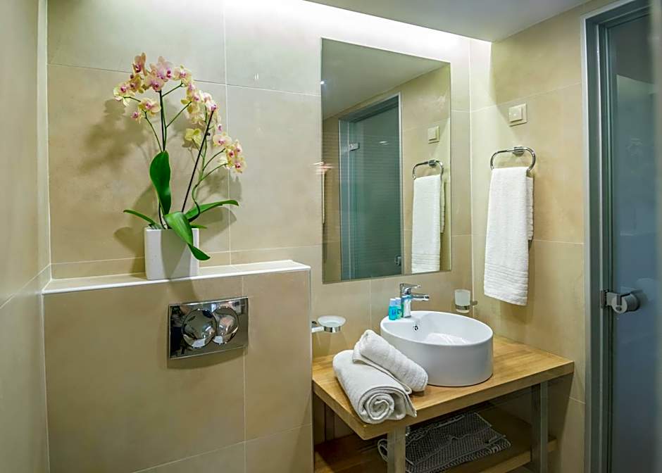 Ilios Hotel, Adults Only