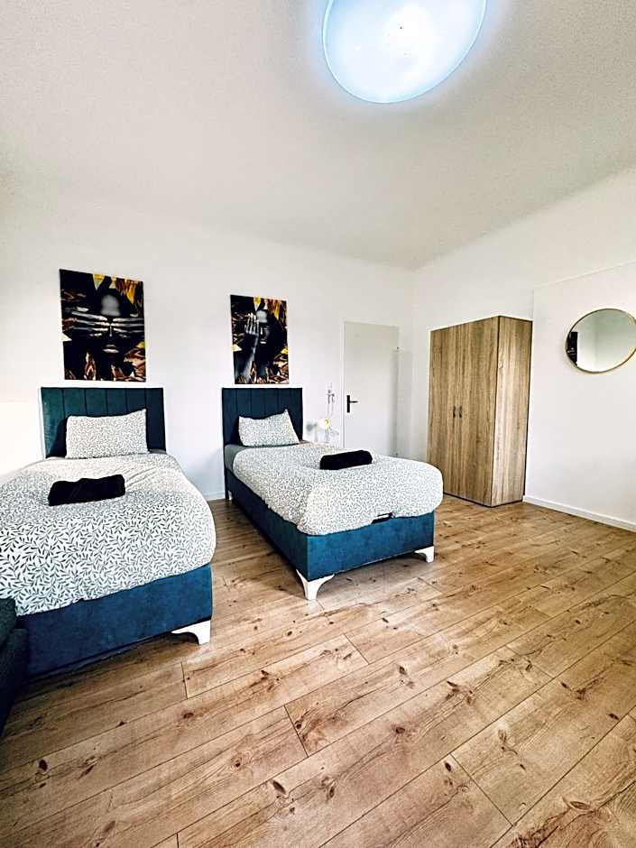 Budget Friendly Private Rooms with Garden
