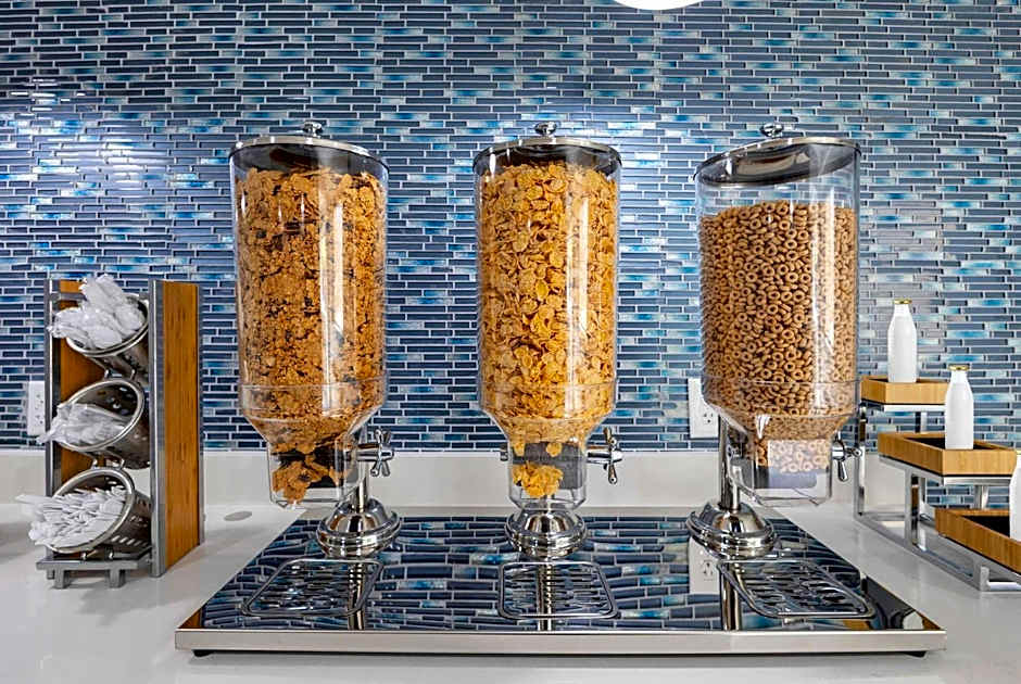 La Quinta Inn & Suites by Wyndham Jacksonville Mandarin