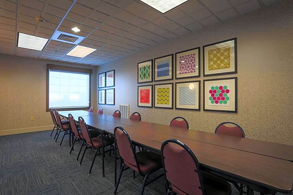 Holiday Inn Express Hotel & Suites Reading By IHG