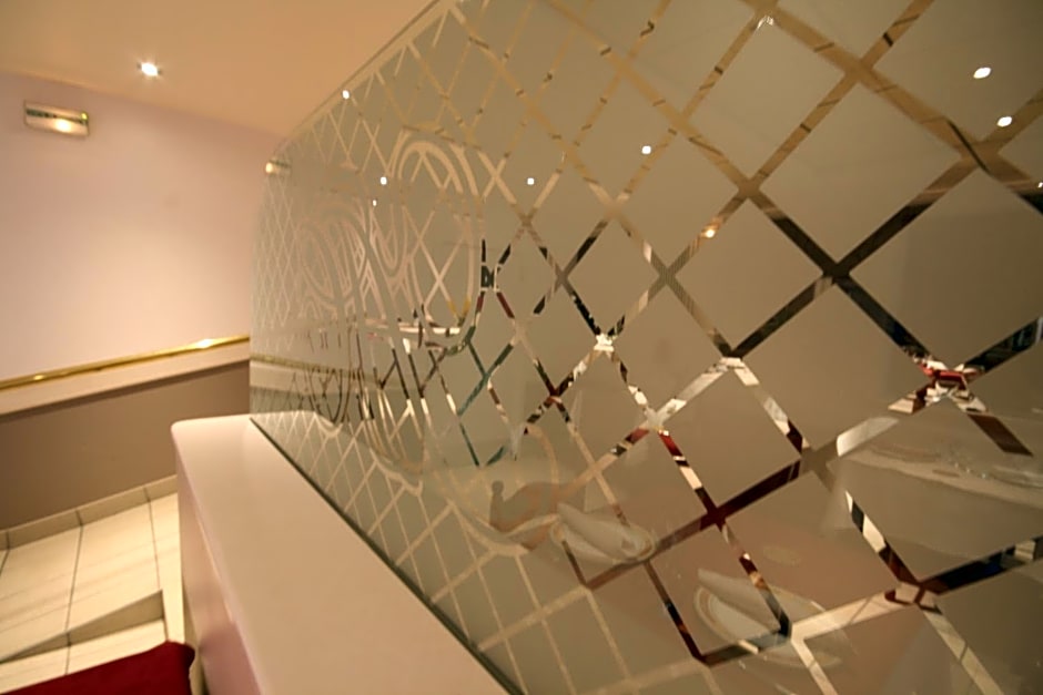 Logis Hotel L'ange Couronne