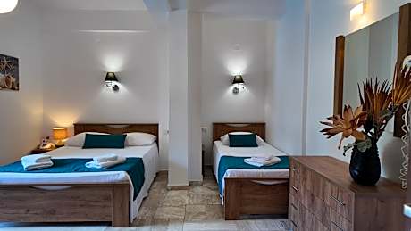 Standard Quadruple Room