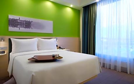 Hampton by Hilton Minsk City Centre