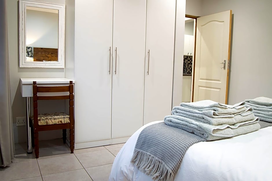 870 on Riverview Drive