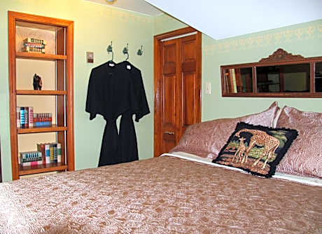 J. Paule's Fenn Inn