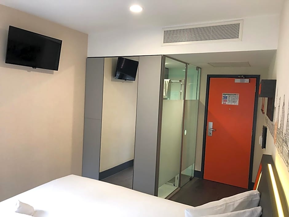 easyHotel Birmingham