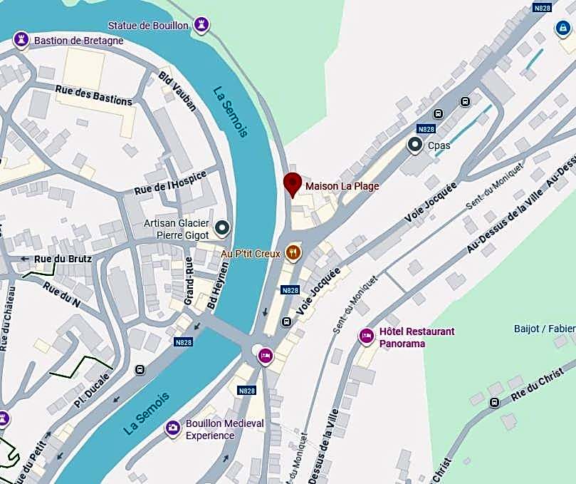 MAISON de VACANCES Bouillon 30 personnes