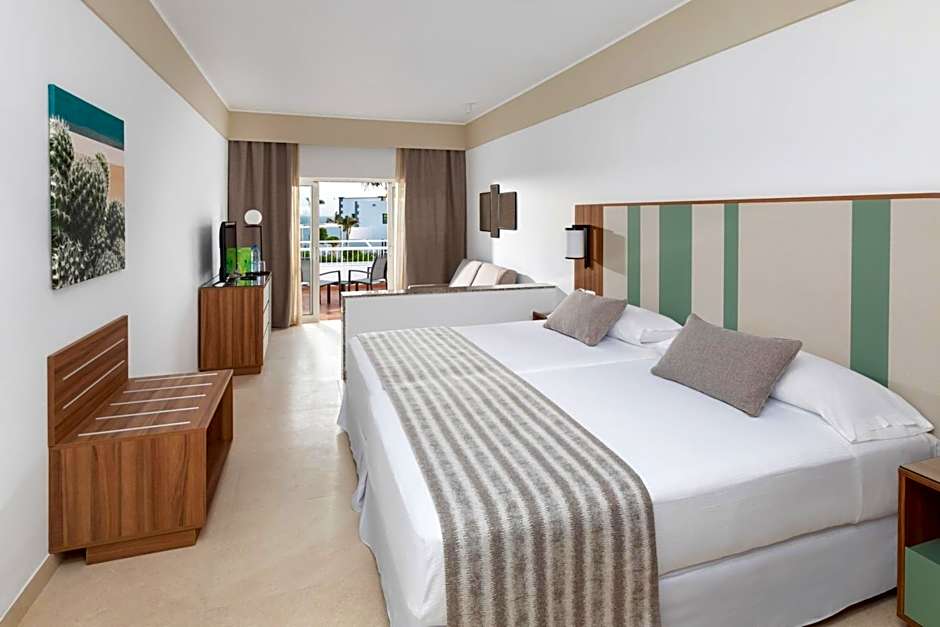 Hotel Riu Paraiso Lanzarote - All Inclusive