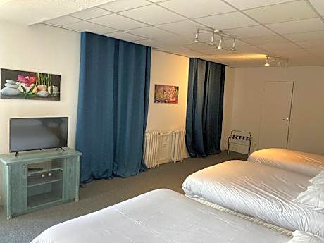 Standard Family Room