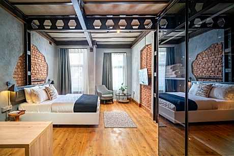 Urban Quarters - Büklü Han