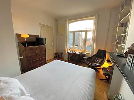 Double Room with Private Bathroom