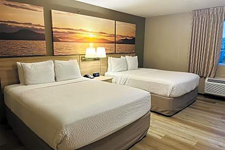 2 Queen Beds, Studio Suite, Non-Smoking