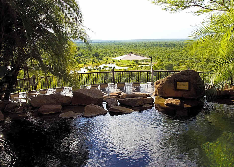 Victoria Falls Safari Lodge