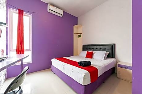 RedDoorz Plus @ Tuparev Cirebon 2.