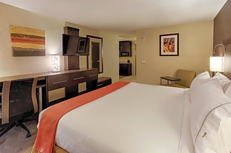 One-Bedroom King Suite with Sofa Bed