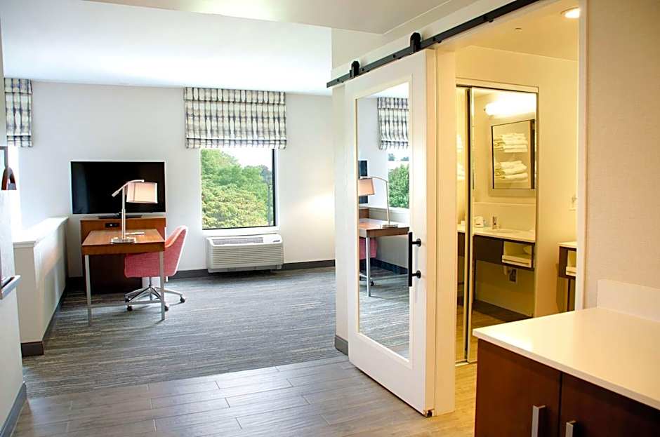 Hampton Inn By Hilton & Suites Lebanon