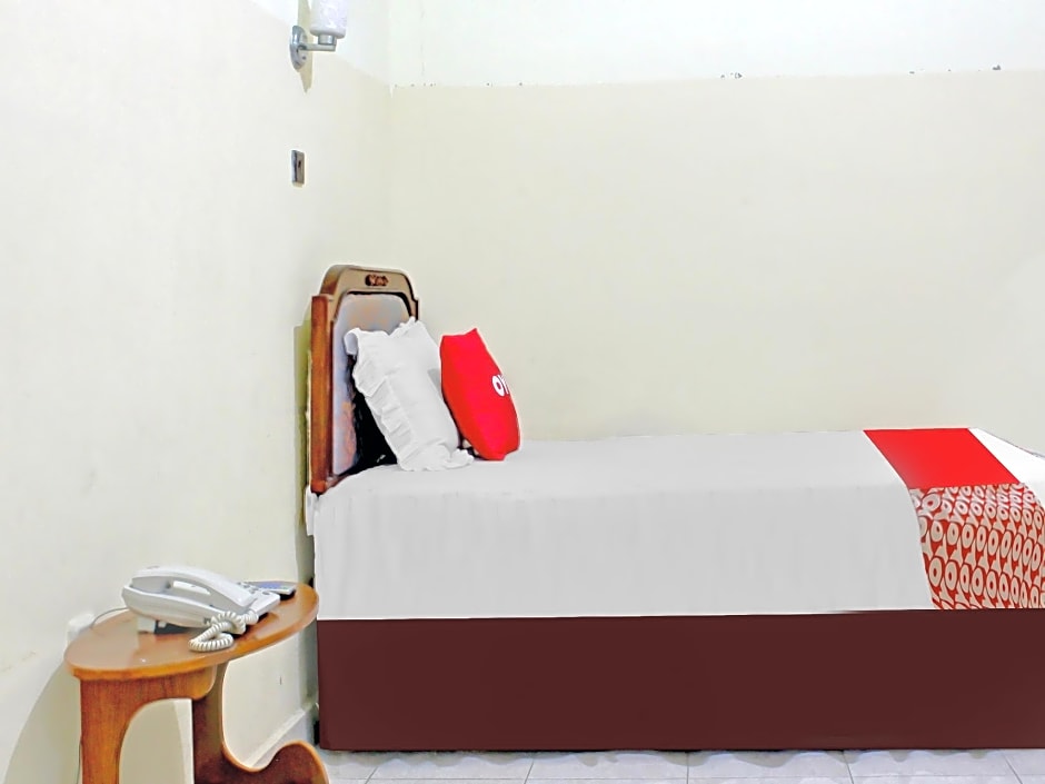 Capital O 90417 Hotel Batu Suli Internasional