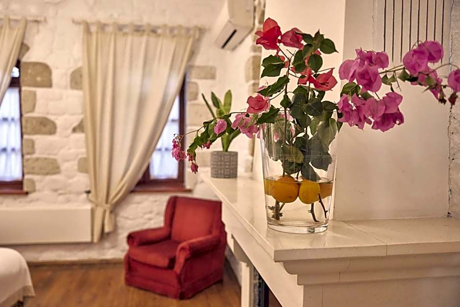 Alacati Zeytin Konak Hotel