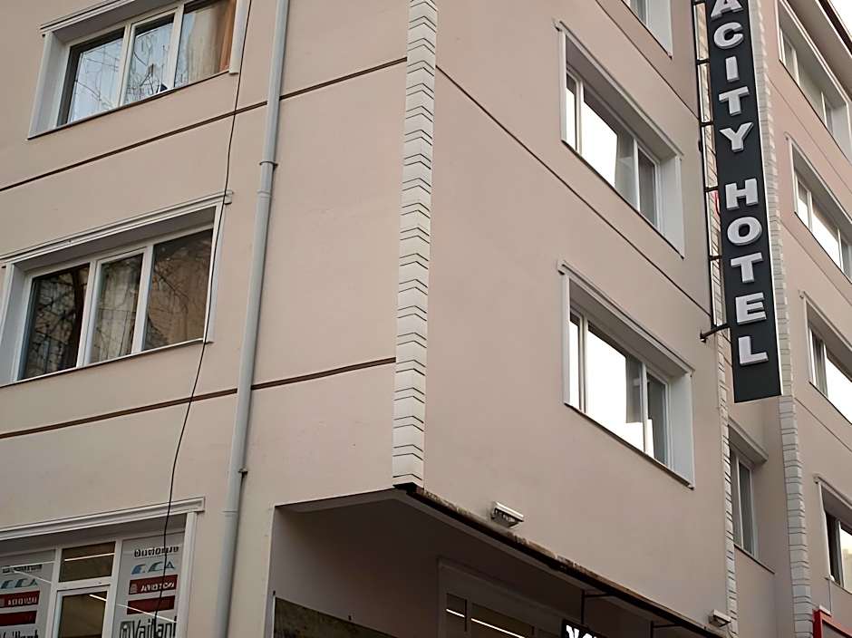 Peracity Hotel