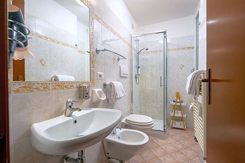 Lilium Hotel
