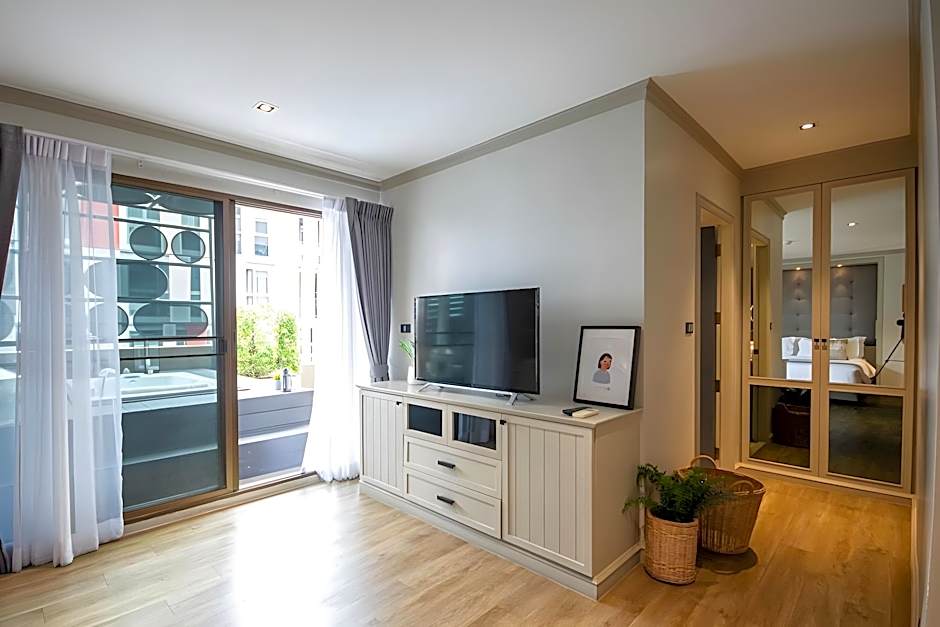 THEA Private Suites by TH District