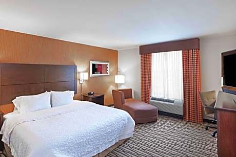 Studio King Size Bed