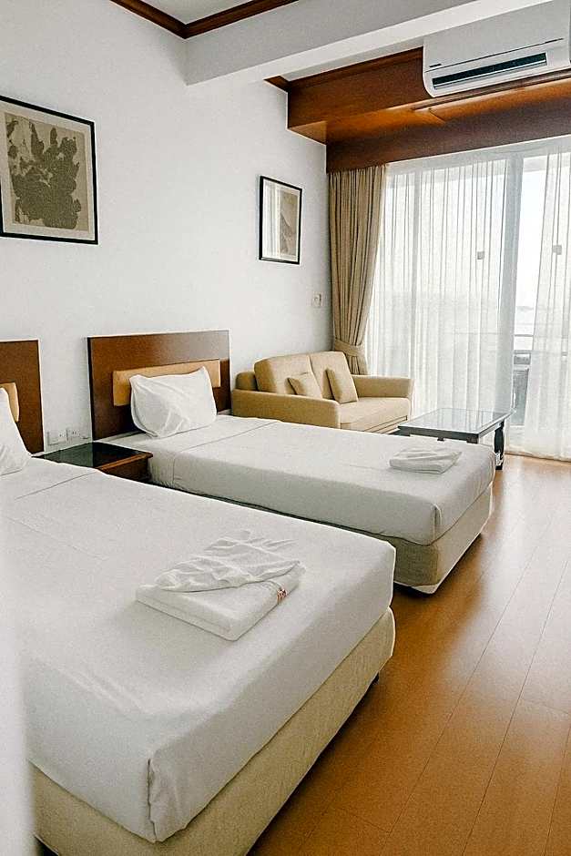 Orchid Hotel and Spa Kalim Bay