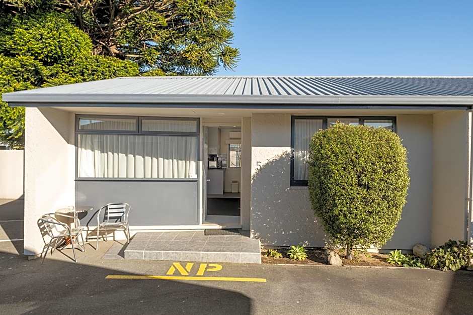 Grove Park Motor Lodge