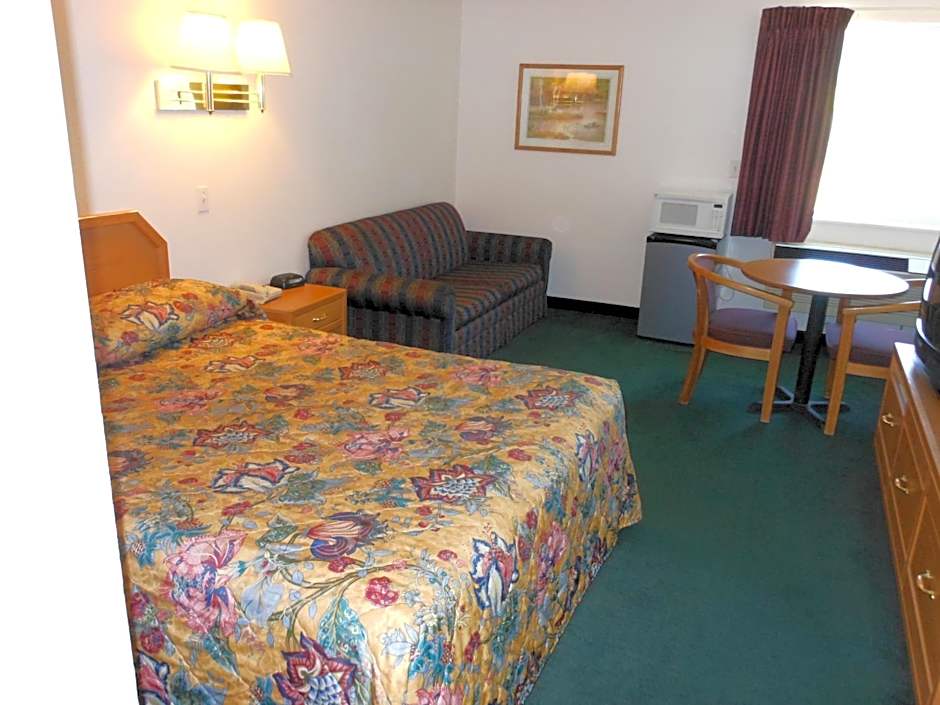 Economy Inn & Suites