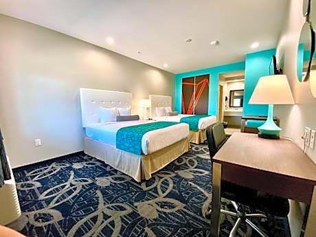 Queen Room with Two Queen Beds - Mobility Access/Non-Smoking