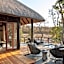 Ndlovu Safari Lodge