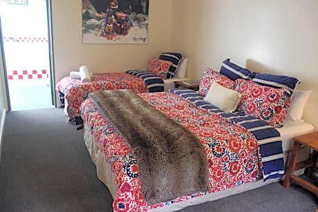 Deluxe Double or Twin Room with Garden View