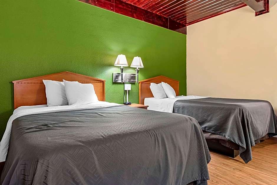 Econo Lodge Tallahassee Downtown - University