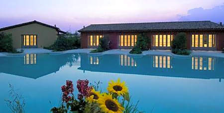 Joia Hotel & Luxury Apartments