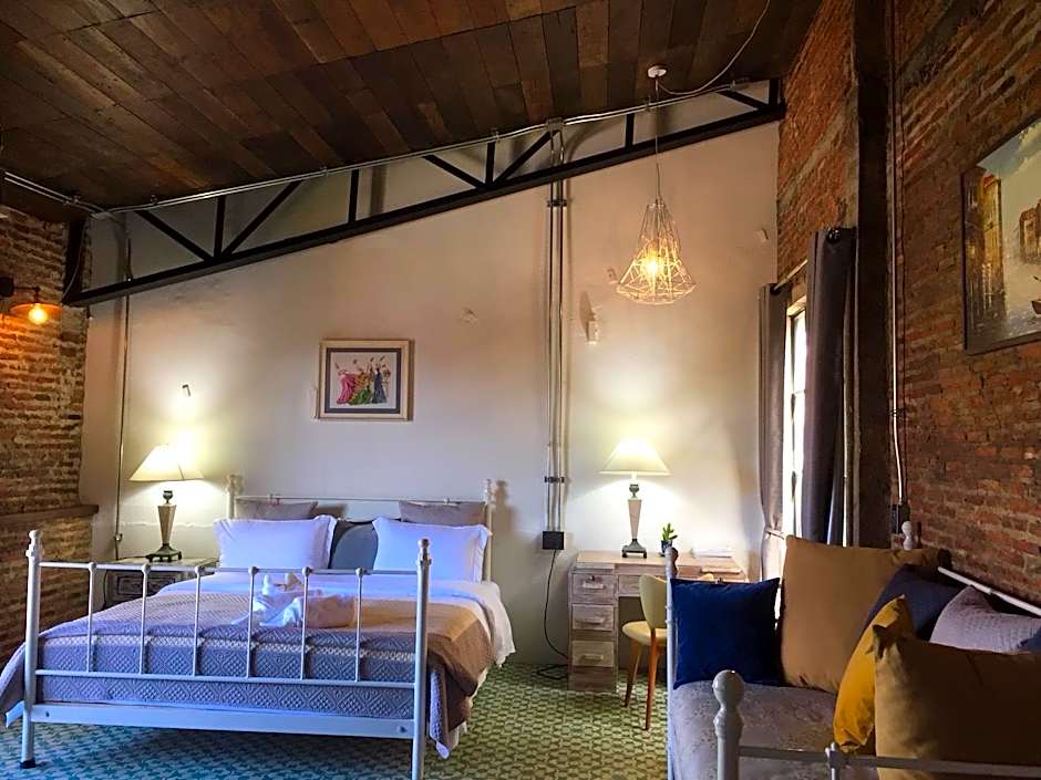 PX122 DBEST HOTEL