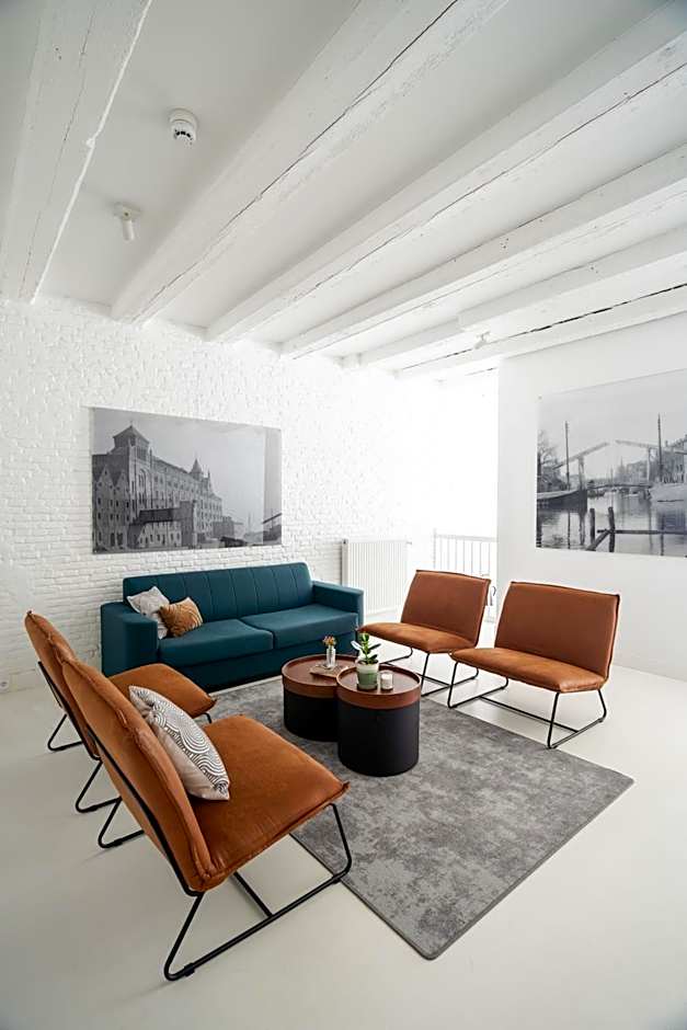 YAYS Amsterdam Salthouse Canal by Numa