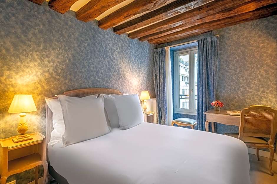 Hotel Baudelaire Opera